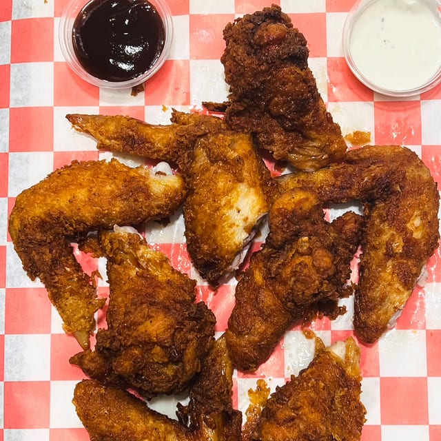8pc Wings.